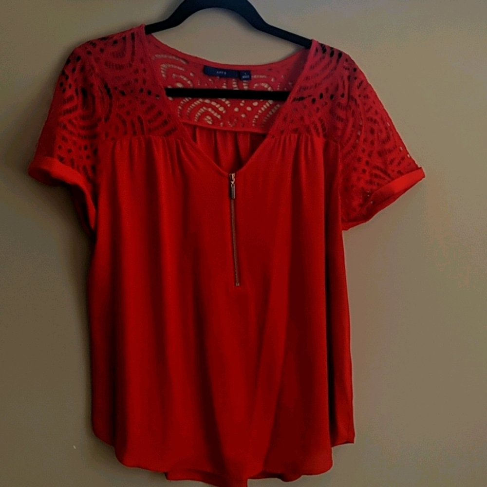 Red short sleeve zipper top, new with tags!